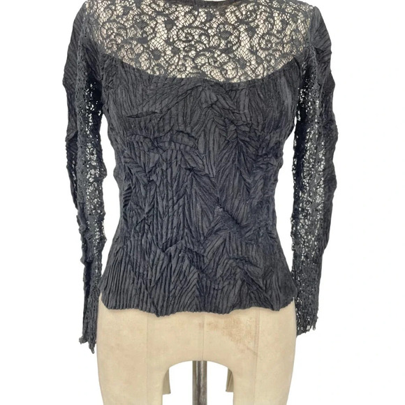 Komarov Black Lace Crinkle‎ Cropped Top Size Small - Picture 3 of 8